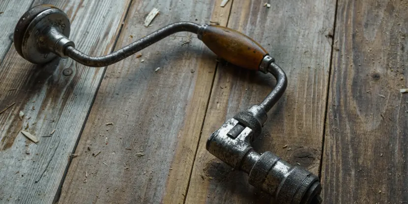 Brace hand drill